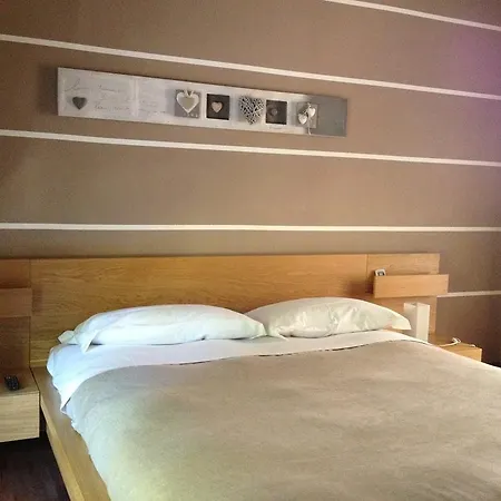 Casa Bona Apartment Alba (Piedmont)